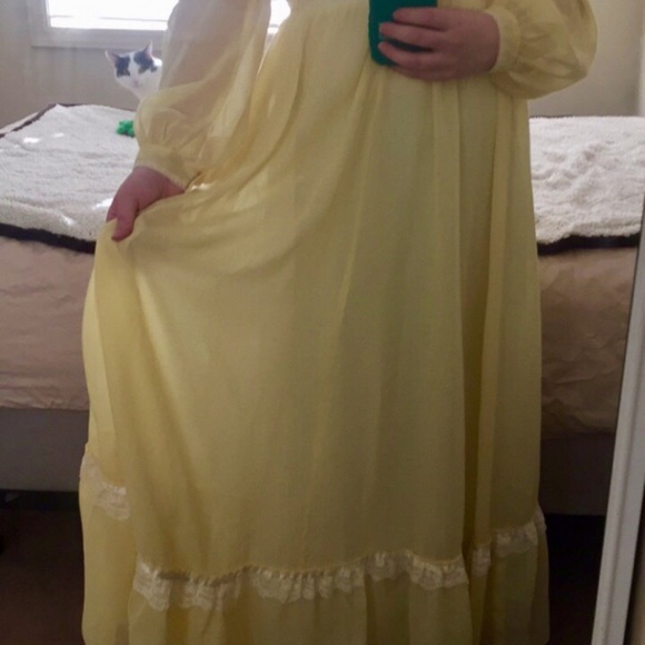 Meet your Posher, Madison - Picture 5 of 7